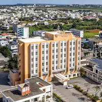 สนามบินมิยาโกะจิมะ ขับรถประมาณ 10 นาที