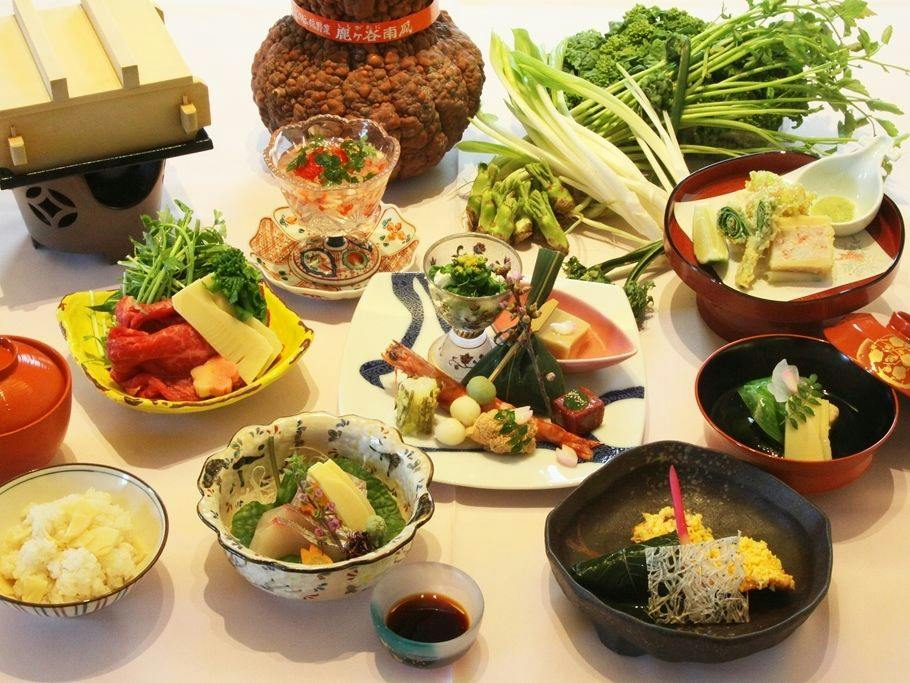1泊2食付き宿泊プラン！！京懐石のご夕食を