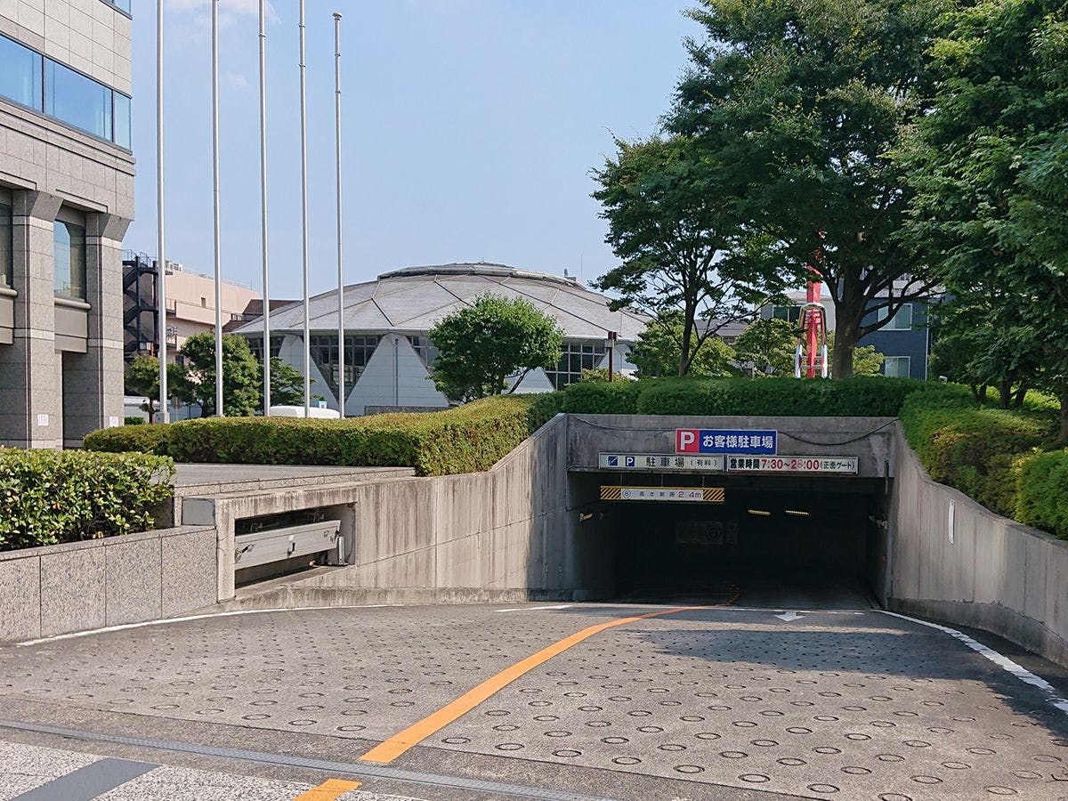 駐車場入口