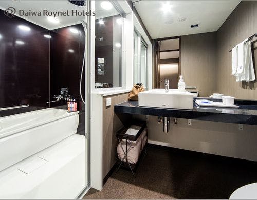 セミセパレートバス