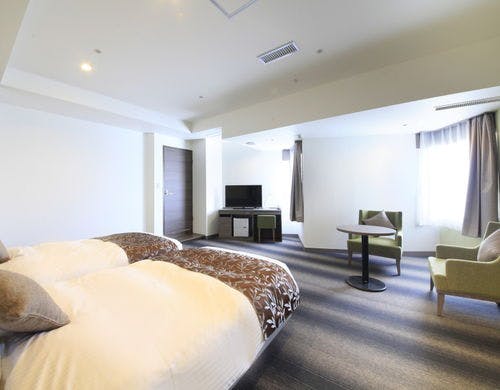 デラックスツイン