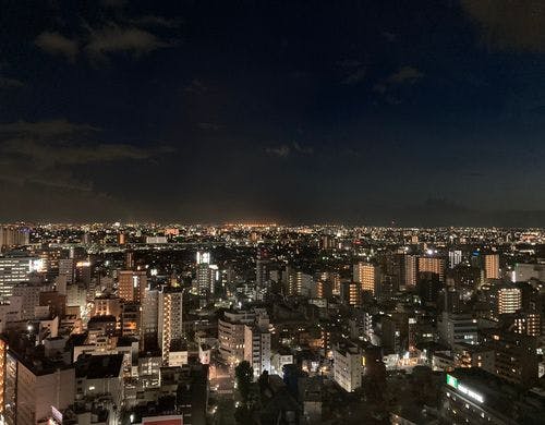 高層階スーペリアルームからの夜景