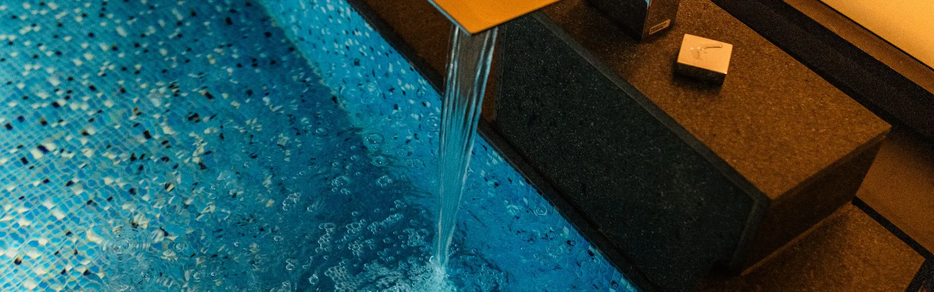 ホテルグランミラージュ