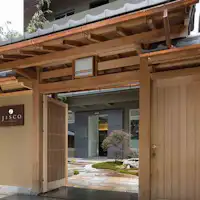 ・โครงสร้างประตู