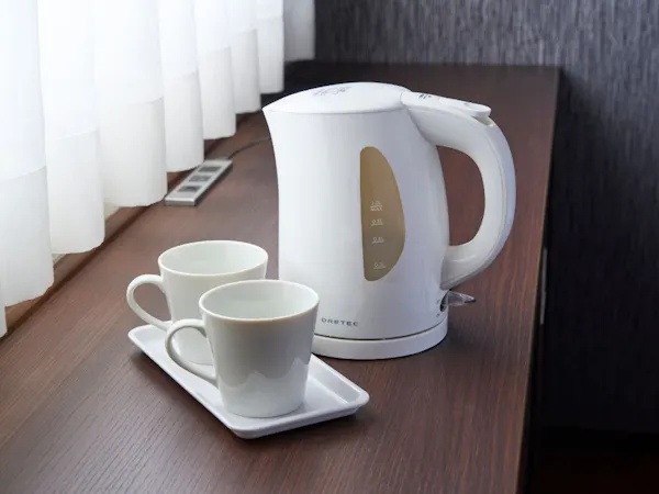 客室備品:ケトル・カップ