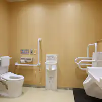 ชั้น 13 ห้องน้ำอเนกประสงค์