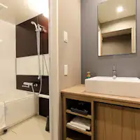 セパレートタイプのトイレ&バスルーム