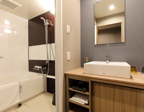 セパレートタイプのトイレ&バスルーム