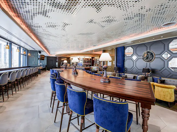 CANVAS Lounge