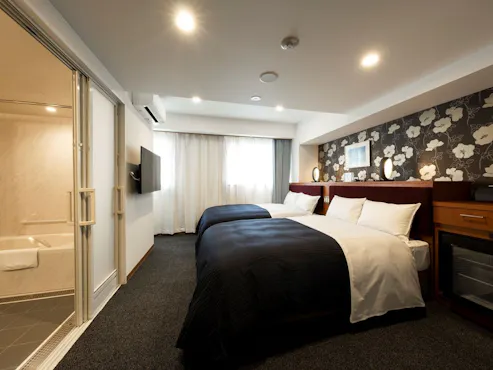 ユニバーサルツイン