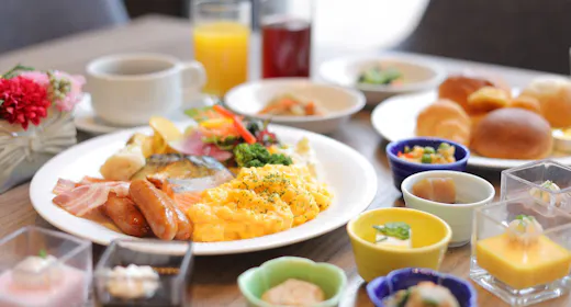 【50歳以上限定】うれしいW特典付<14時アーリーチェックイン&朝食無料>一つ大人の京都旅行プラン