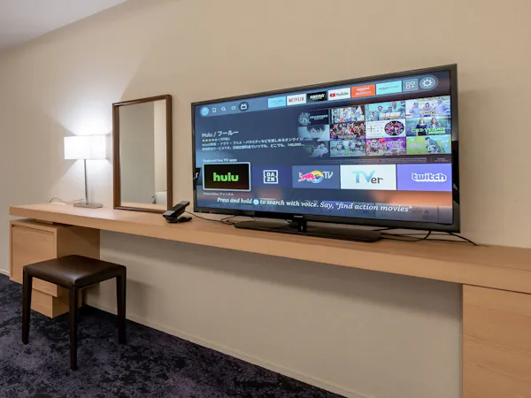 テレビにはFire TV Stickがついています
