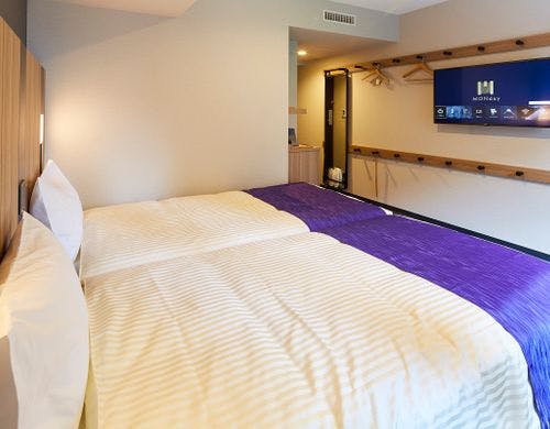 デラックスツイン（ソファベッド付）