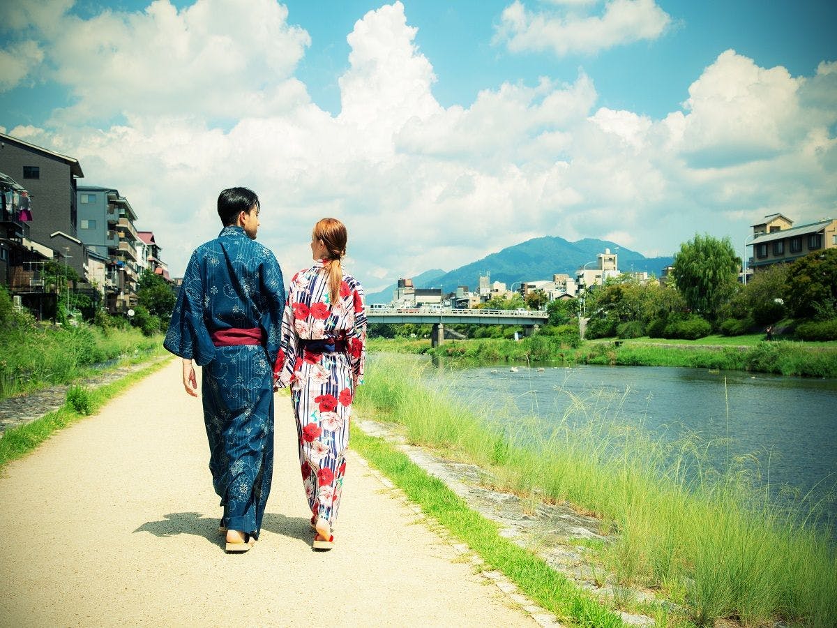 大好評！無料色浴衣で鴨川を散策♪
