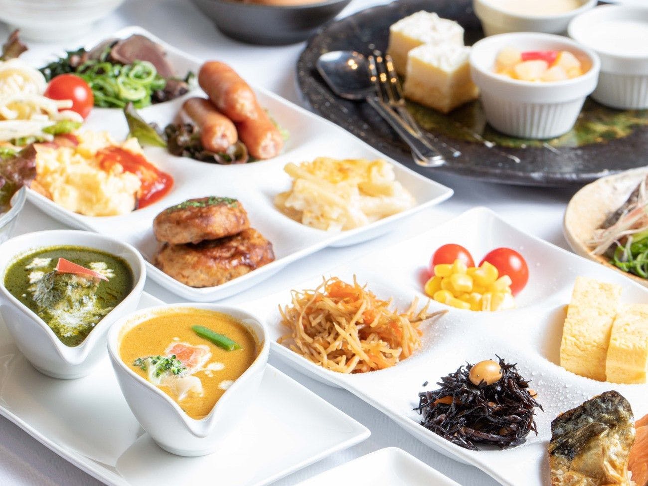 朝食ビュッフェ