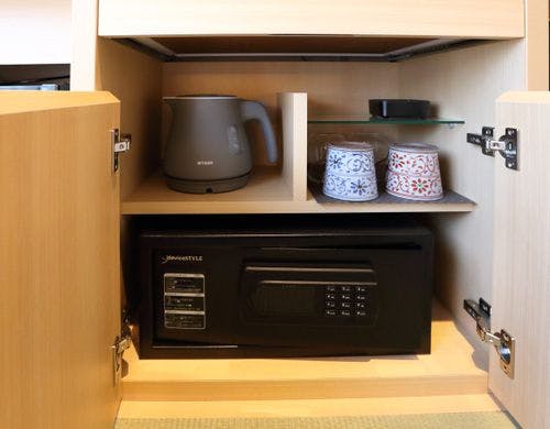 シングルベッド2台・枕元にUSB差し込み有