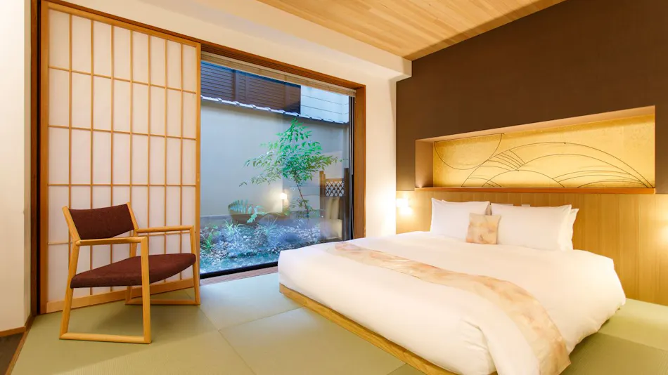 Gion Misaki Komonmae