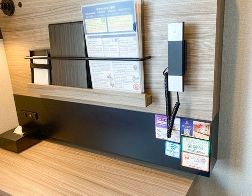 【客室】デスク上アメニティイメージ