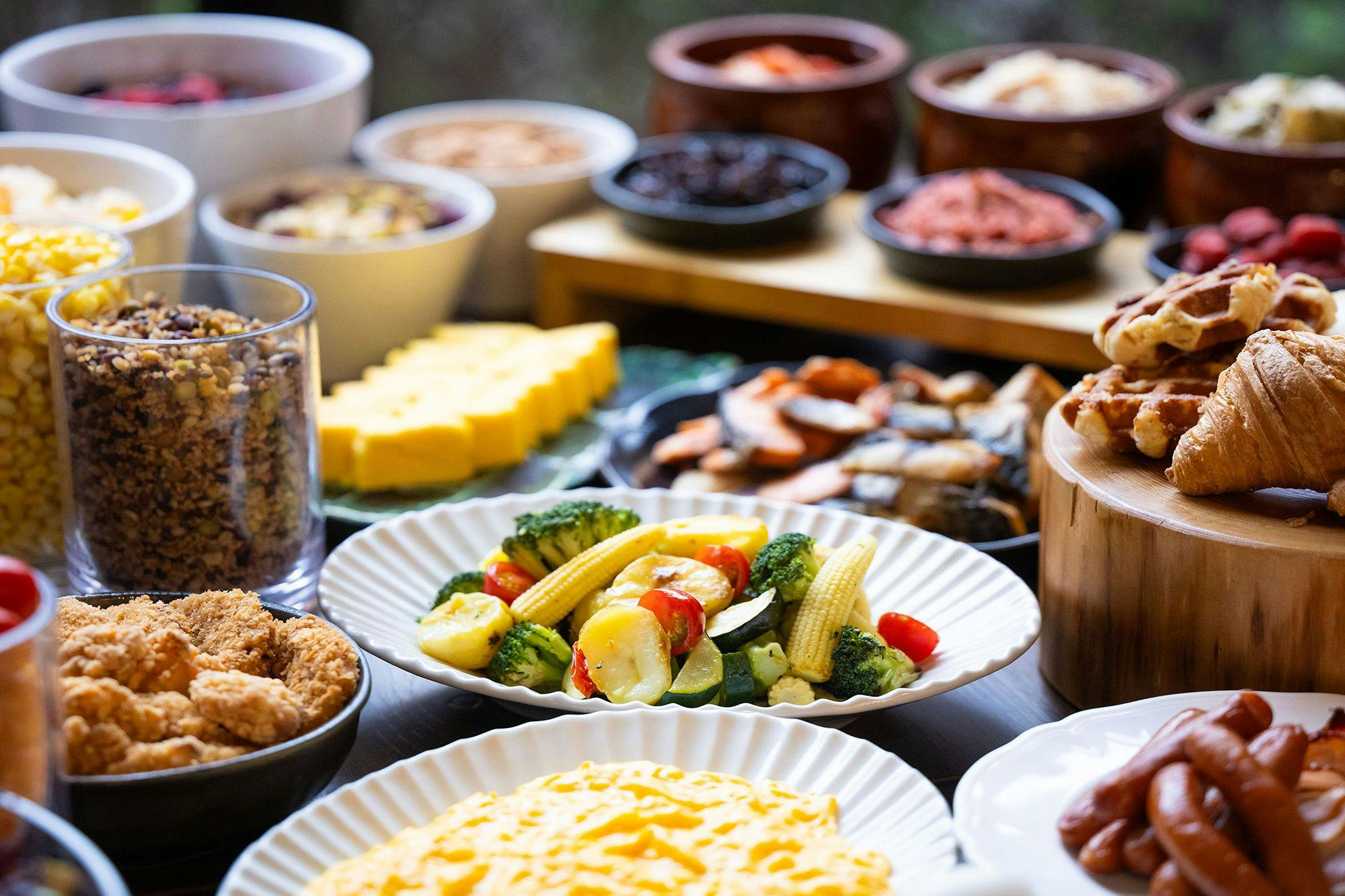 朝食｜約60種類の和洋朝食ビュッフェ。