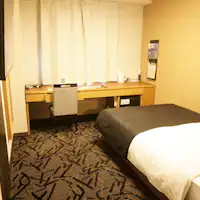 シングル:15平米・セミダブルベッド