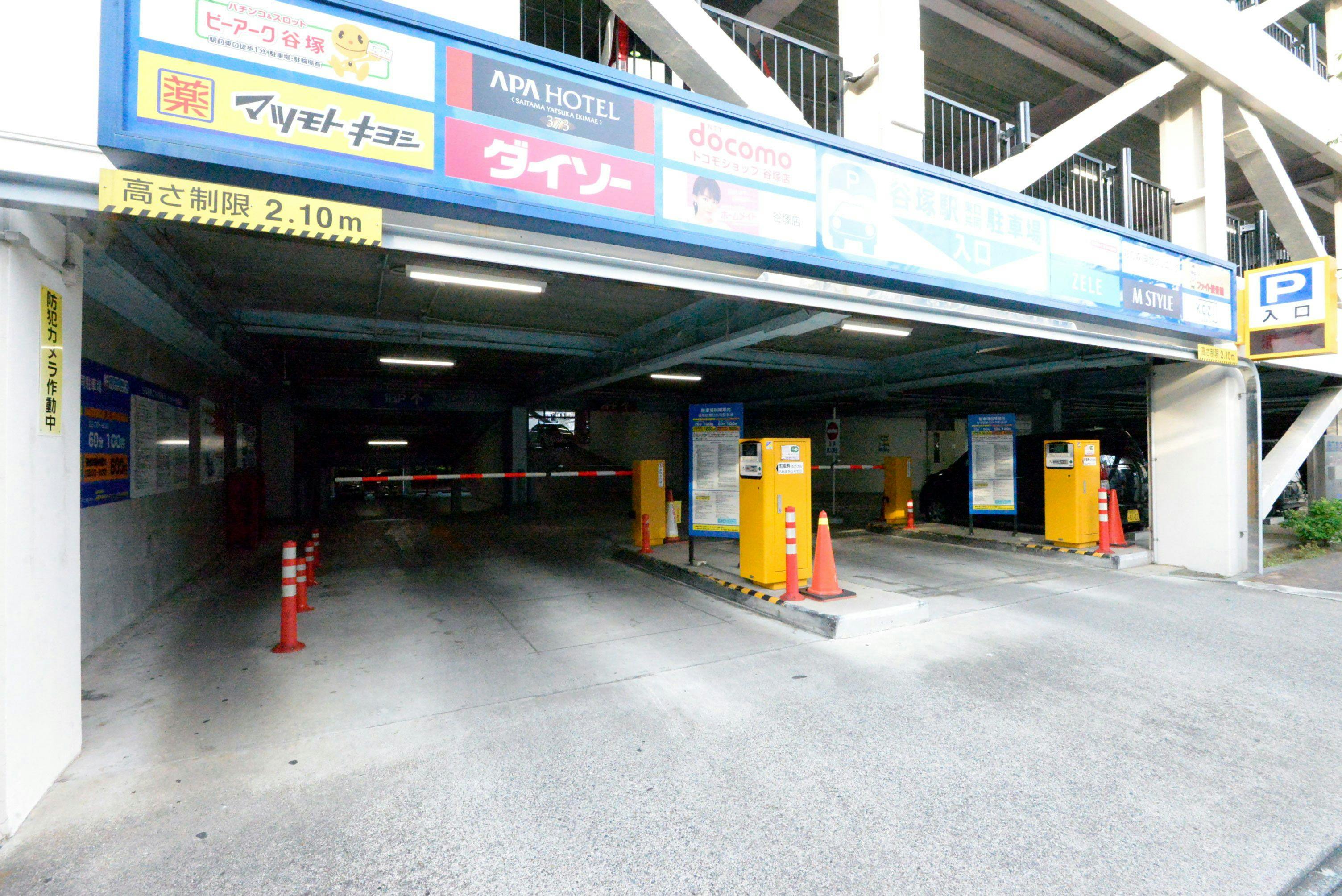 アパホテル〈埼玉谷塚駅前〉