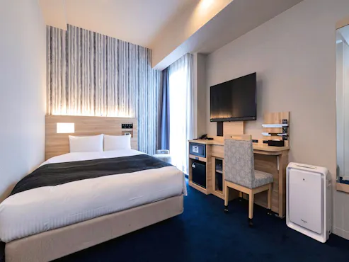 広さ17平方メートル/ベッド幅140cm