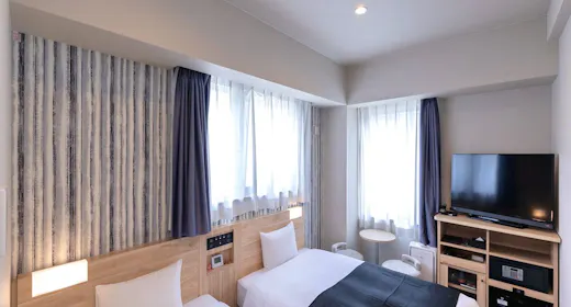 広さ17平方メートル/ベッド幅120cm