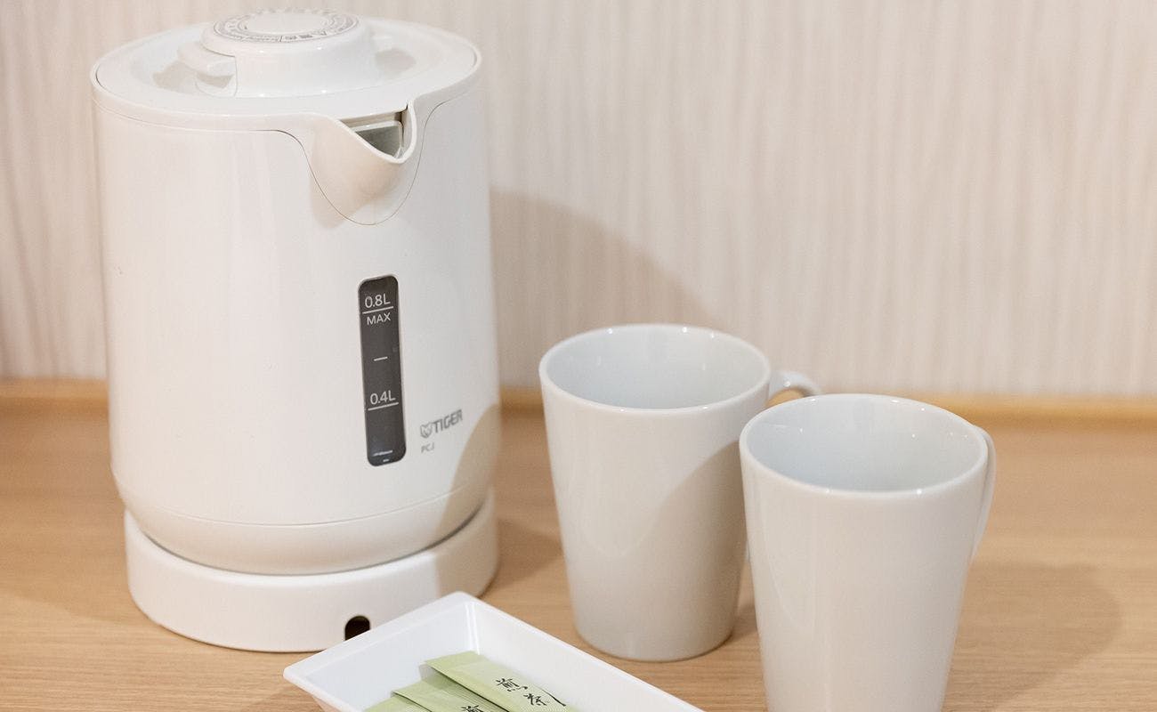 電気ケトル/マグカップ/粉末茶