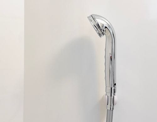 ポリーナシャワーヘッド
