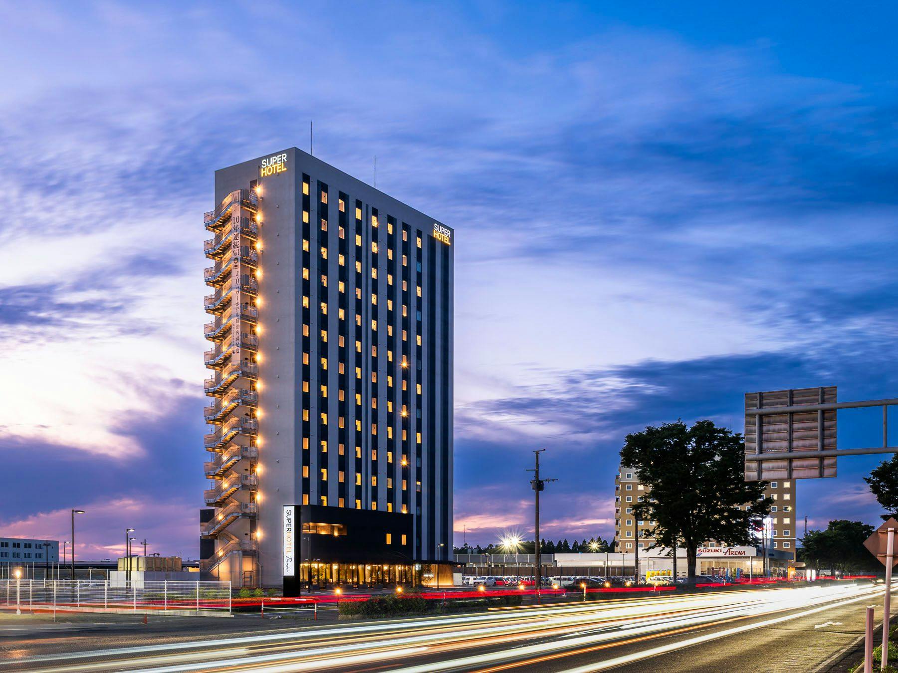 2025年6月21日オープン