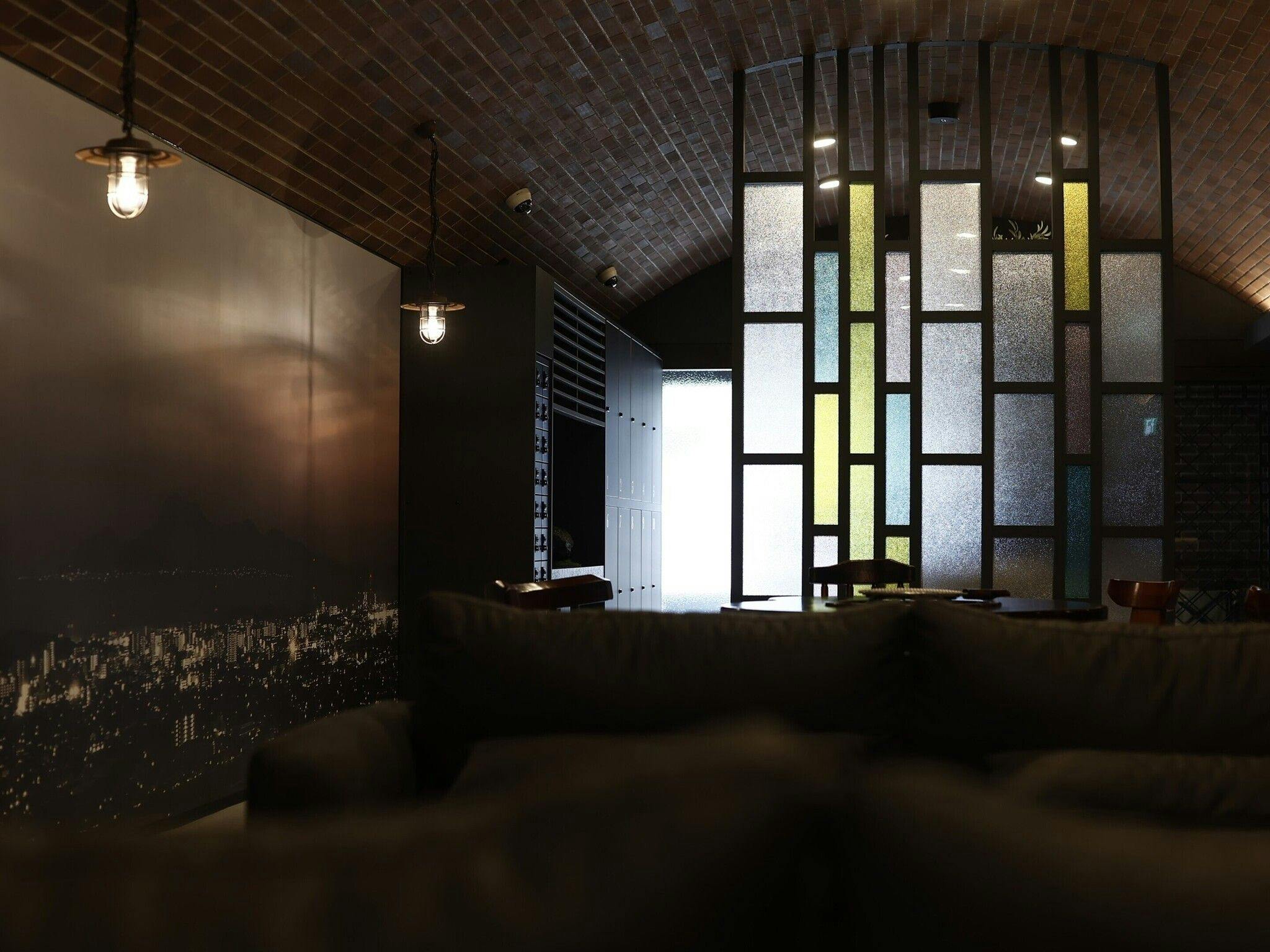 MONOMINA HOTEL stn.1