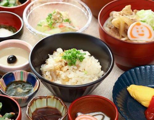 ◆朝食＜レストラン「OASIS」＞