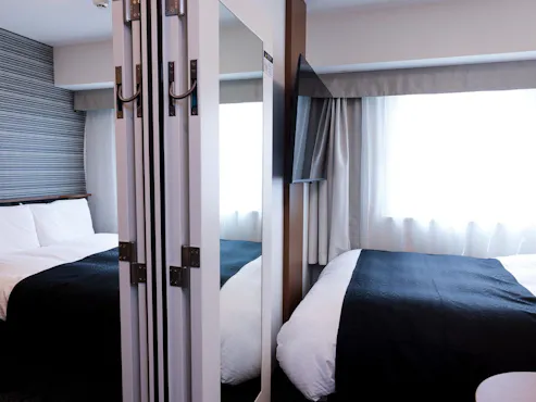 Kamar Terhubung