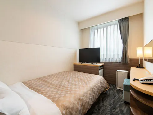 【ปลอดบุหรี่】<เตียงกว้างเป็นพิเศษ>เซมิ-ดับเบิล