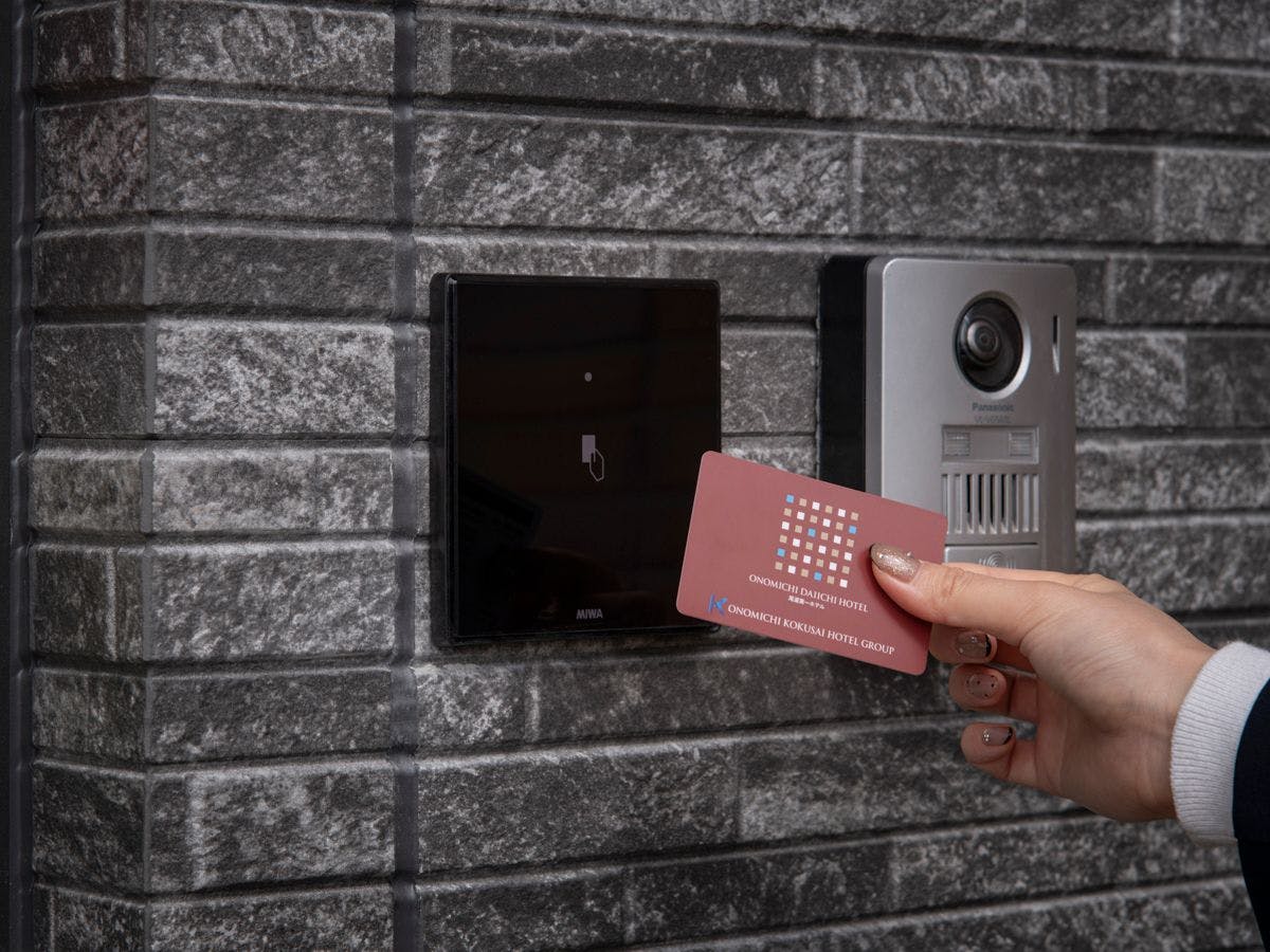 【สิ่งอำนวยความสะดวก】สามารถปลดล็อกประตูทางเข้าได้ในช่วงดึก