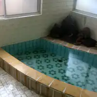 นี่คือภาพของห้องอาบน้ำขนาดเล็ก