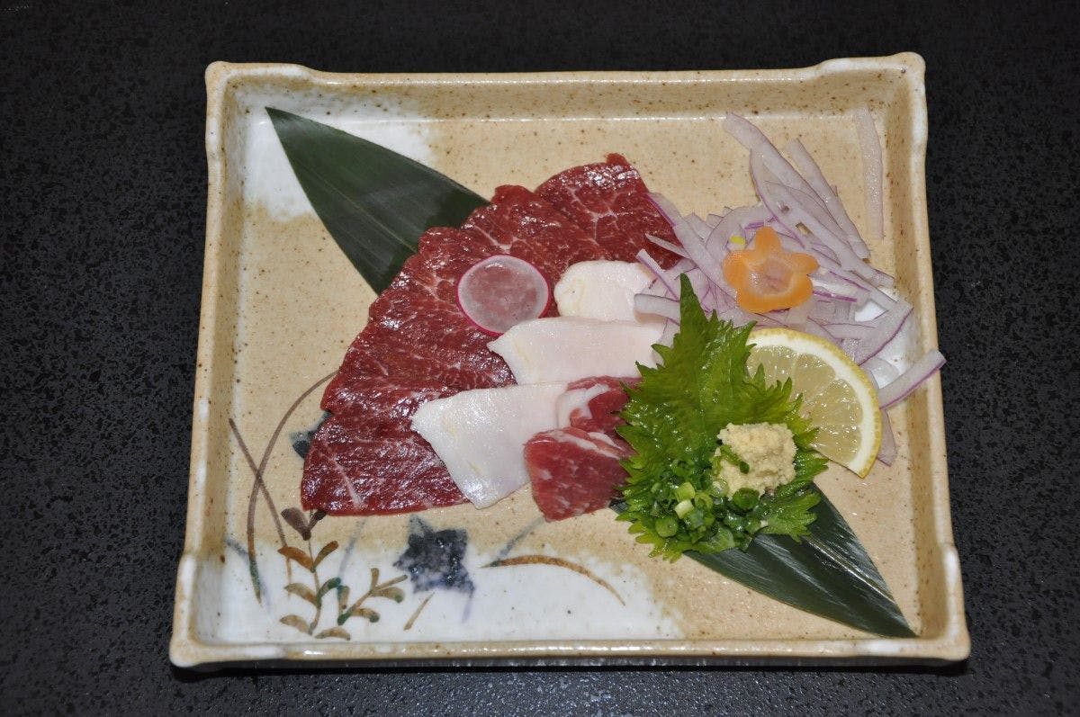 ชุดเนื้อม้าดิบ