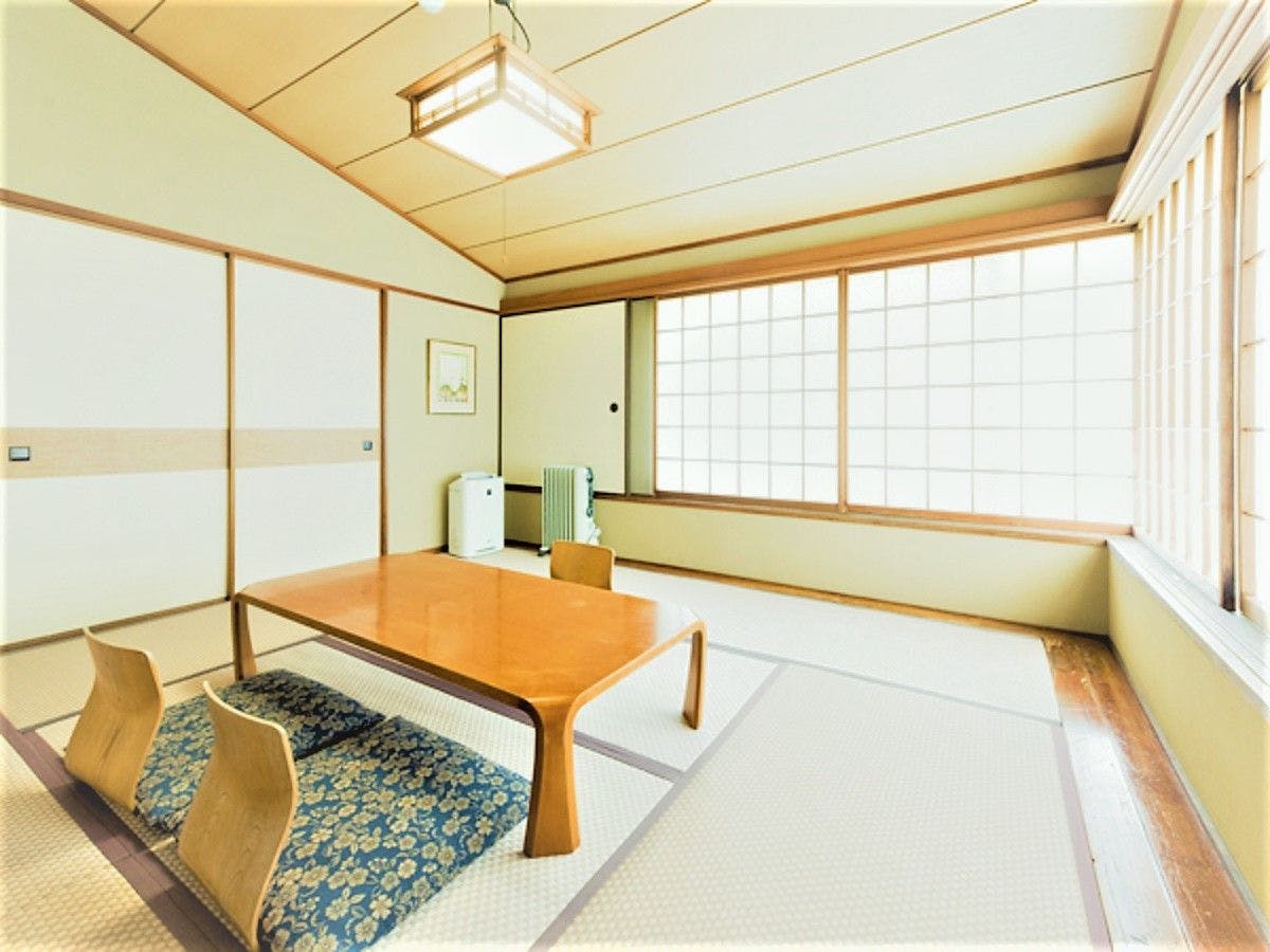 Wa Bi - Detached Building -