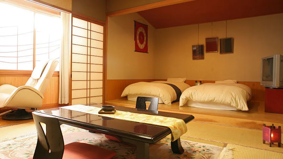 Nanairo no Kaze Hama no Michi Rinkouan