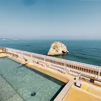 SORA - อ่างอาบน้ำกลางแจ้งบนดาดฟ้า