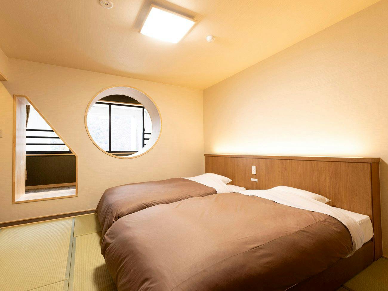 Ooedo Onsen Monogatari Premium Yamanaka Grand Hotel