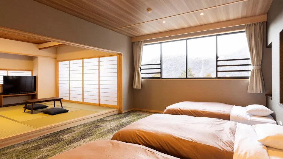 Ooedo Onsen Monogatari Premium Yamanaka Grand Hotel