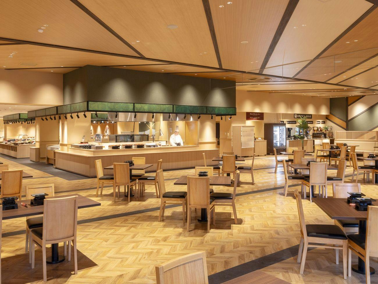 Ooedo Onsen Monogatari Premium Yamanaka Grand Hotel