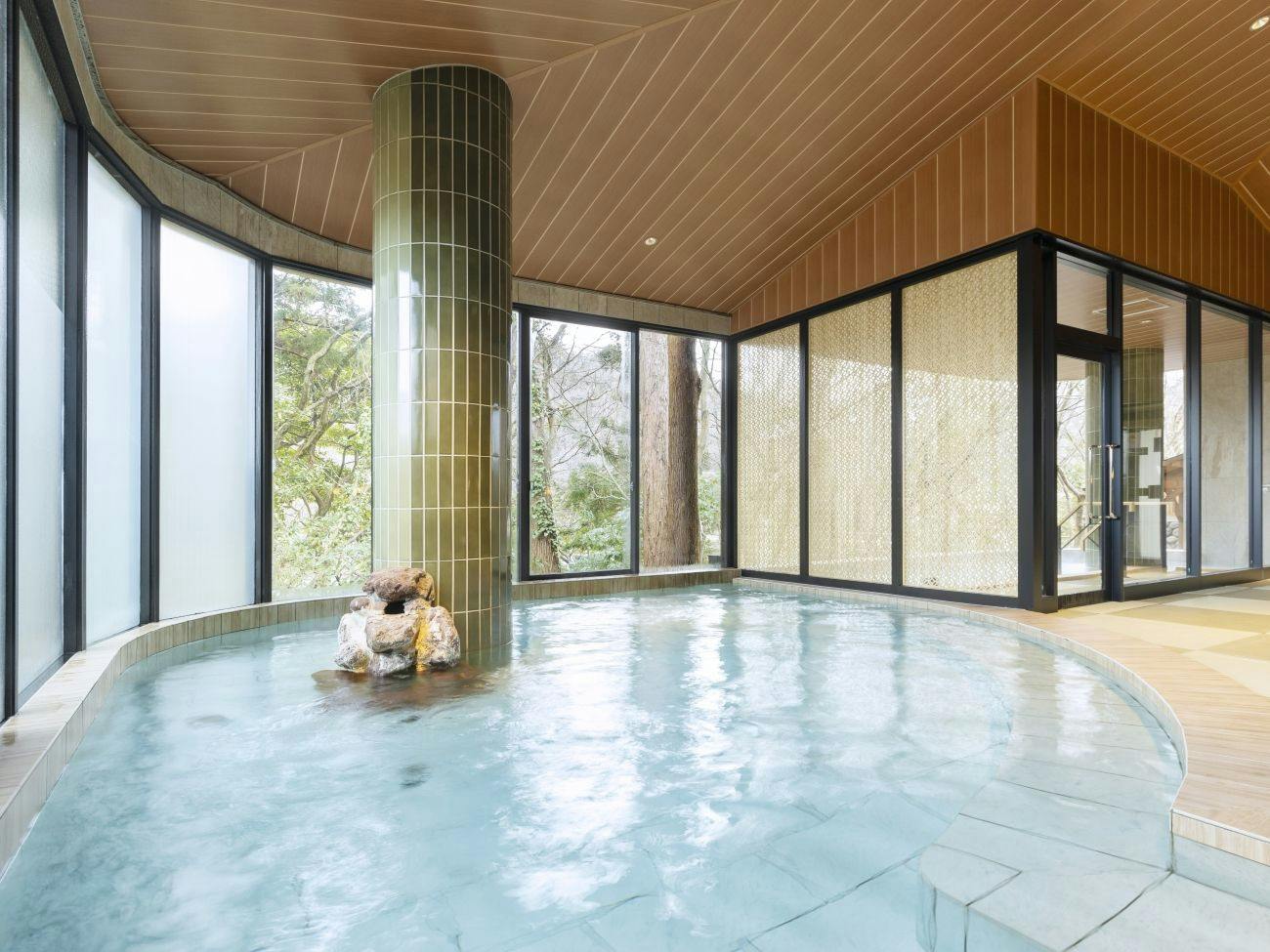 Ooedo Onsen Monogatari Premium Yamanaka Grand Hotel
