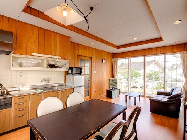 สามารถทำอาหารเองได้♪ ห้องรับประทานอาหารในคอทเทจ.