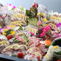 เพลิดเพลินกับปลาไทและปลากัมปาจิจากทะเลเซโตะ!