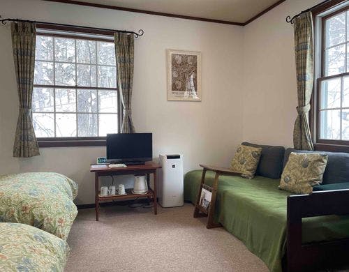 ワイド洋室ツイン（バス、トイレ付き）