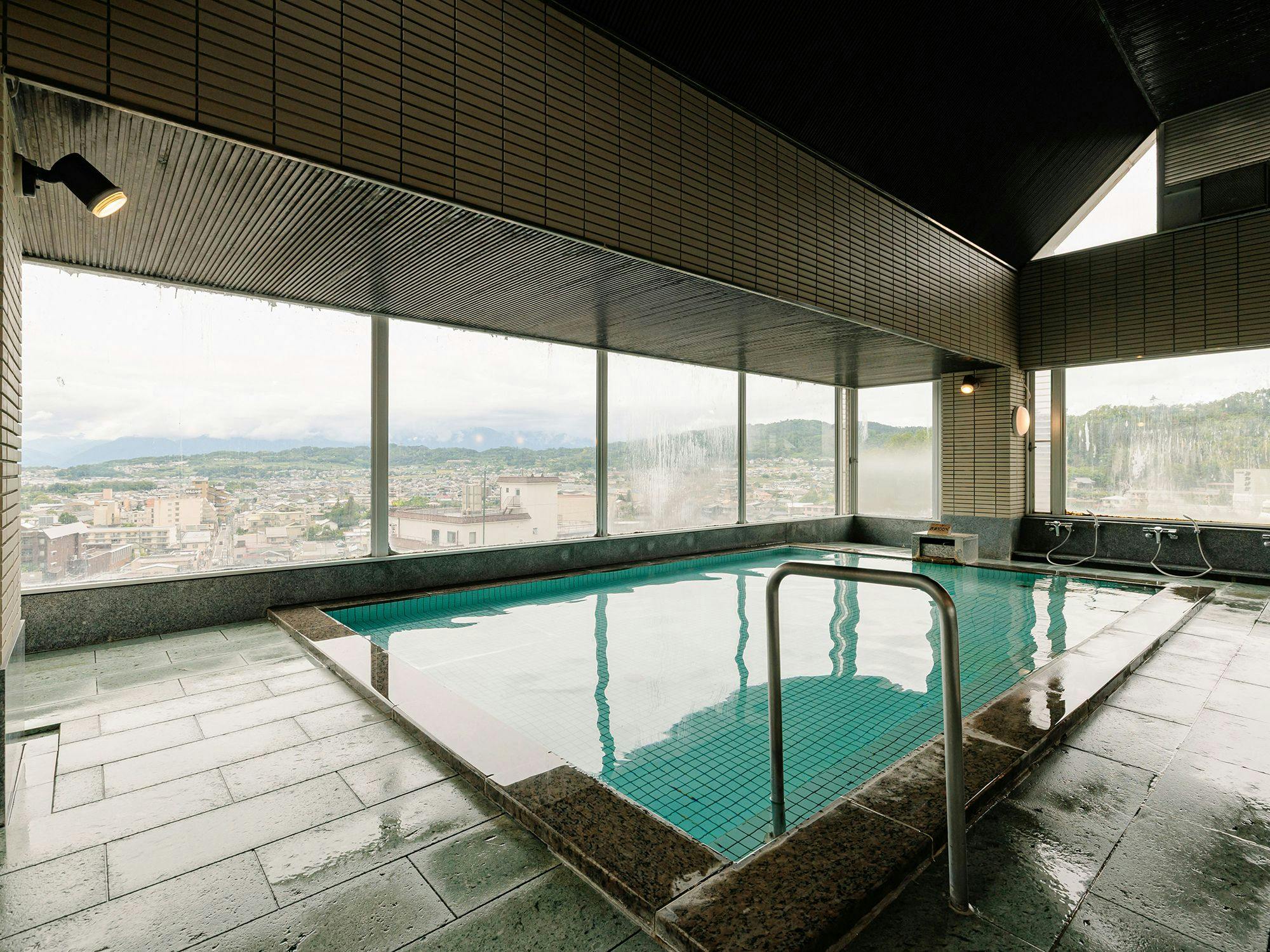 Itoen Hotel Asama no Yu