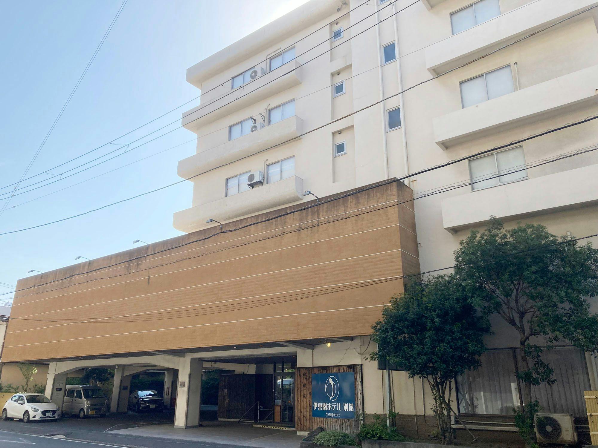 ภายนอกโรงแรม