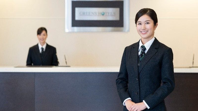 แผนกต้อนรับเปิดให้บริการตลอด 24 ชั่วโมงเพื่อความสบายใจของคุณ